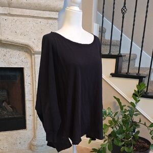 Hello Nite Chic Black Batwing Sleeve Women's Long Sleeve Top Size Small